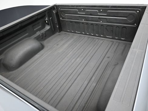 Used 2021 Toyota Tundra SR5 w/ SR5 Upgrade Package RWD image 42