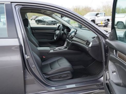 Used 2019 Honda Accord Touring image 20