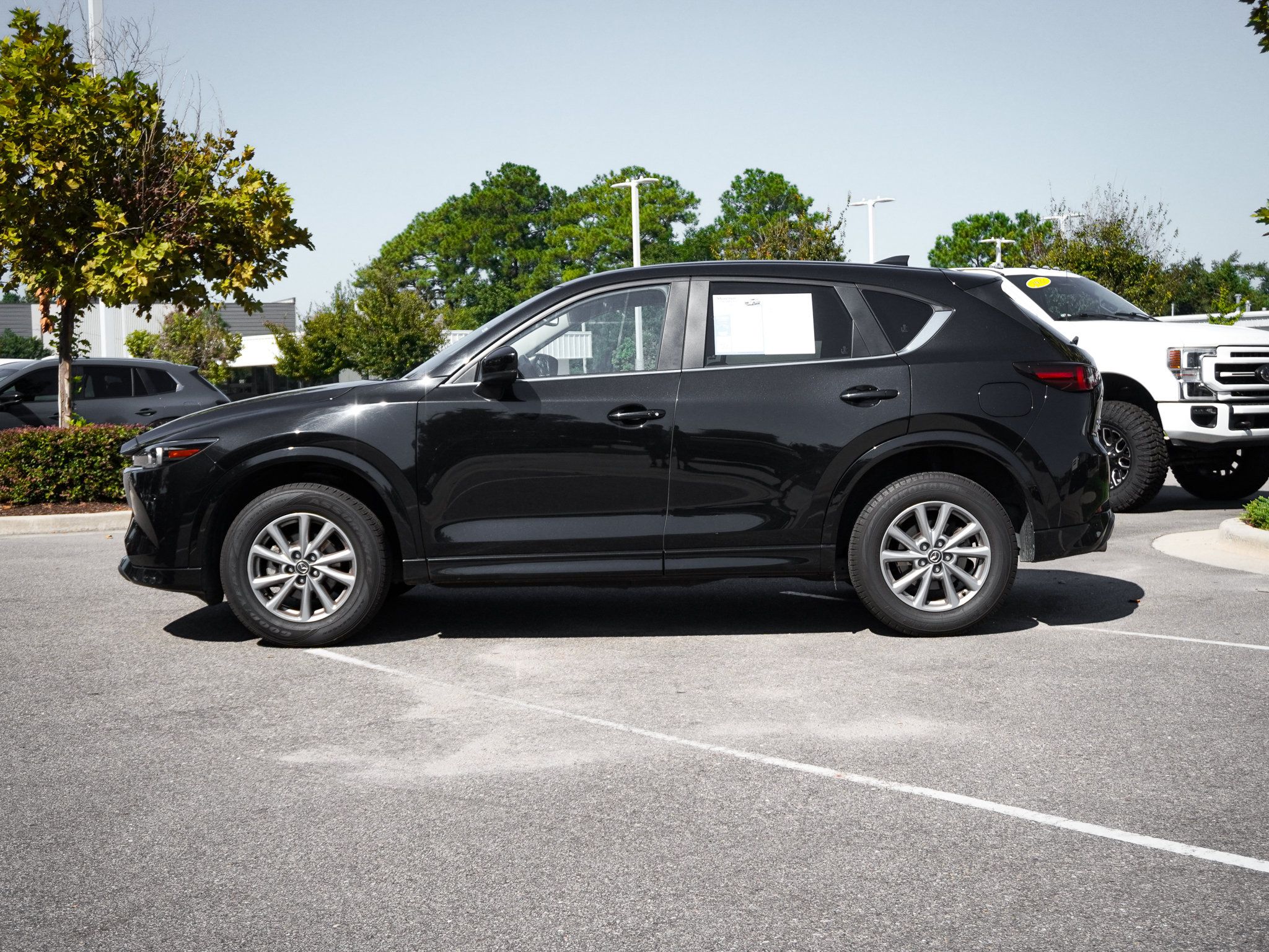Used 2025 MAZDA CX-5 AWD 2.5 S w/ Preferred Package image 6