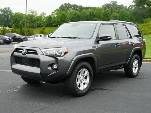 Used 2023 Toyota 4Runner SR5 Premium w/ Moonroof Package RWD image 3