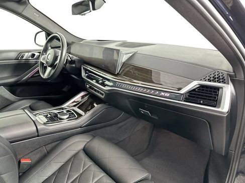 Used 2025 BMW X6 xDrive40i AWD/4WD image 30