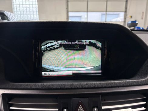 Used 2013 Mercedes-Benz E 350 4MATIC Sedan image 29