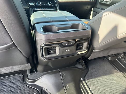 Used 2024 GMC Sierra 2500 AT4 w/ AT4 Premium Plus Package image 21