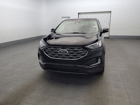Used 2024 Ford Edge Titanium image 15