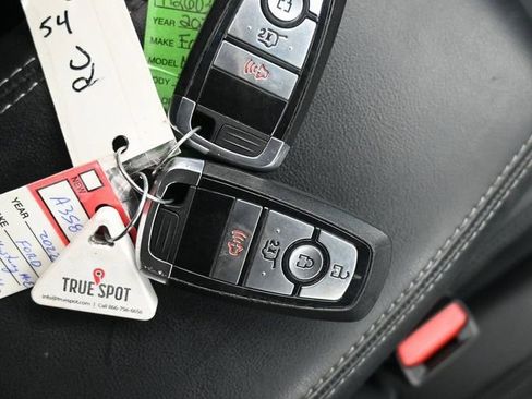 Used 2022 Ford Mustang Mach-E Select image 11