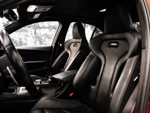 Used 2018 BMW M3 RWD image 15