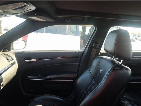 Used 2023 Chrysler 300 S image 4