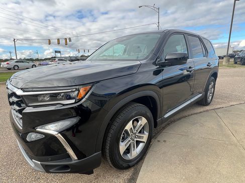 New 2025 Honda Pilot EX-L image 5