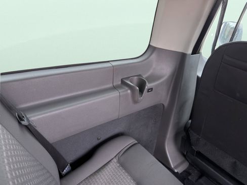 Used 2023 Ford Transit 350 XLT image 32