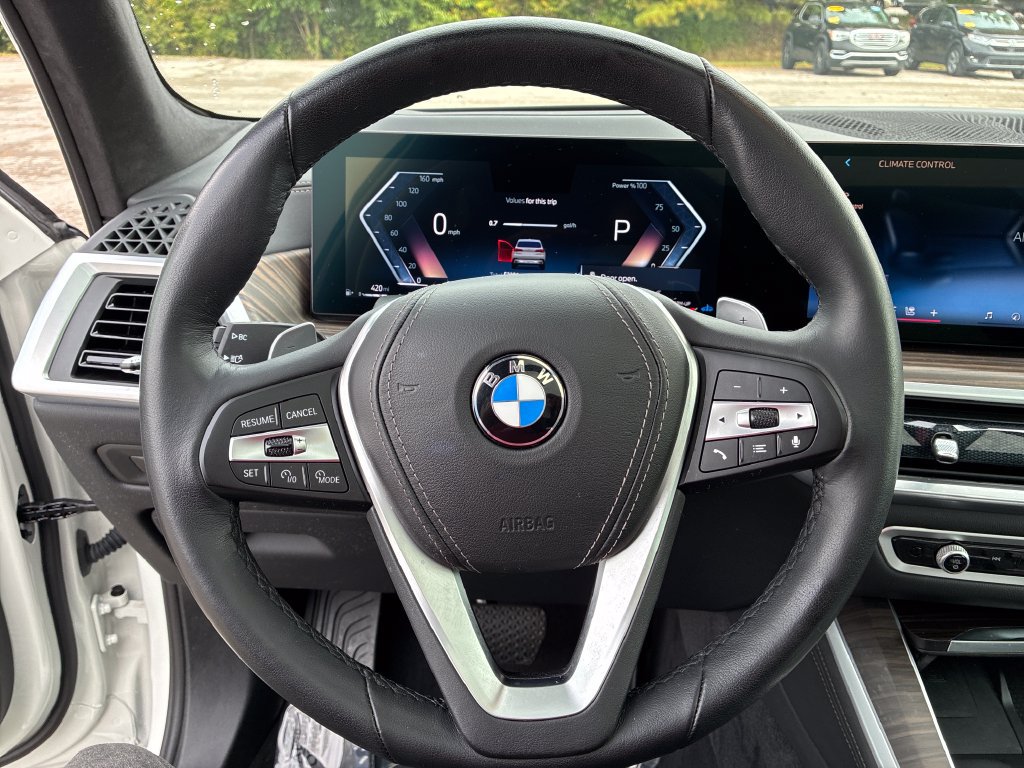 Used 2024 BMW X5 xDrive40i w/ Premium Package AWD/4WD image 14