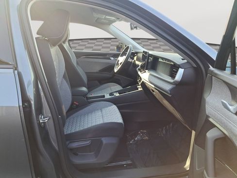 New 2025 Volkswagen Tiguan S image 21