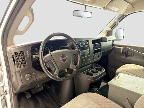 Certified 2022 GMC Savana 2500 w/ Driver Convenience Package RWD image 9