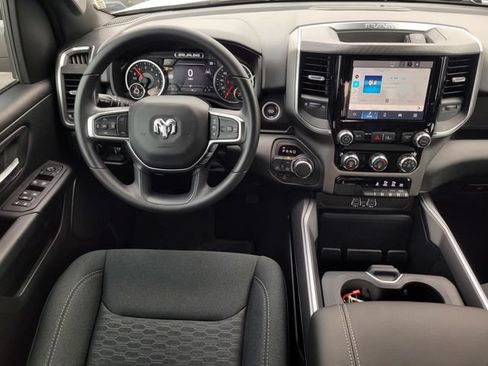 New 2026 RAM 1500 Express AWD/4WD image 10