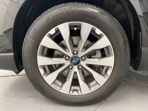 Used 2018 Subaru Outback 2.5i Touring w/ Popular Package #3 AWD/4WD image 10