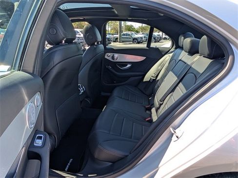 Used 2018 Mercedes-Benz C 300 4MATIC Sedan image 10