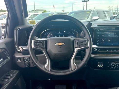 Certified 2023 Chevrolet Silverado 1500 LT AWD/4WD image 26