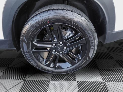 Used 2024 Chevrolet Trax ACTIV w/ Driver Confidence Package FWD image 36