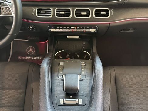 Certified 2025 Mercedes-Benz GLS 450 GLS 450 image 25