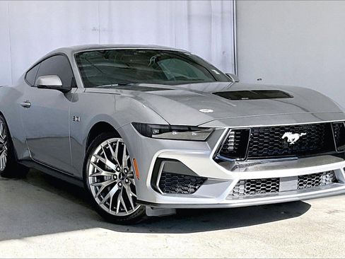 Used 2025 Ford Mustang GT Premium image 1