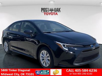 Used 2025 Toyota Corolla LE