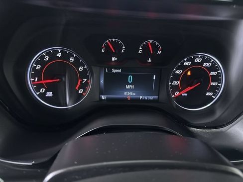 Used 2017 Chevrolet Camaro LT RWD image 12