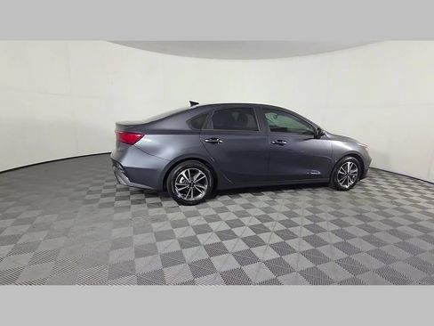 Used 2024 Kia Forte LXS FWD image 38