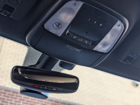 Used 2024 Dodge Durango R/T w/ Blacktop Package image 31