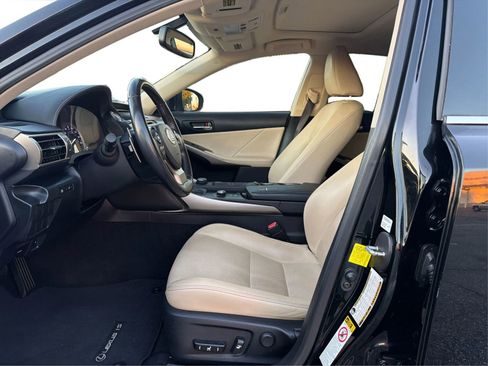 Used 2015 Lexus IS 250 image 9