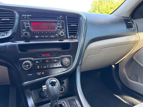 Used 2011 Kia Optima LX w/ Convenience Pkg FWD image 14