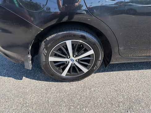 Used 2019 Subaru Impreza 2.0i Premium AWD/4WD image 14