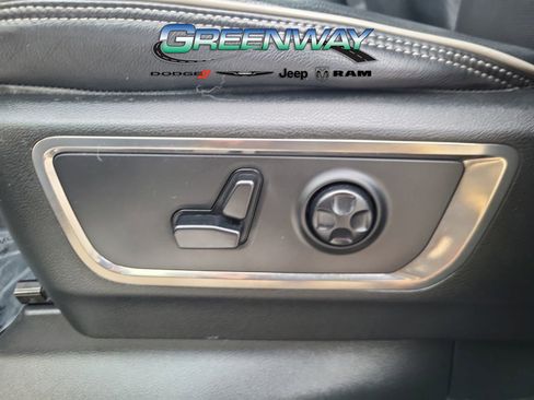 Used 2019 RAM 1500 Limited image 13