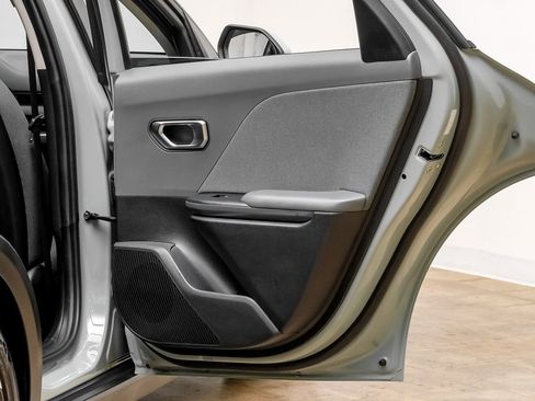 Used 2025 Kia K4 EX image 38