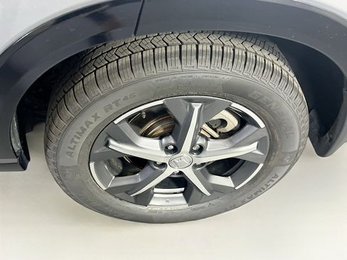Used 2023 Honda HR-V EX-L image 30