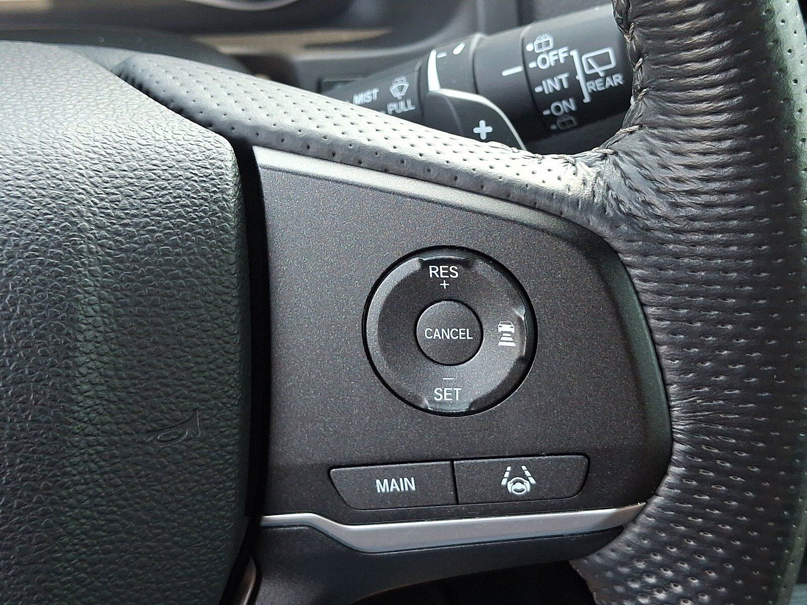 Used 2023 Honda Passport EX-L image 39