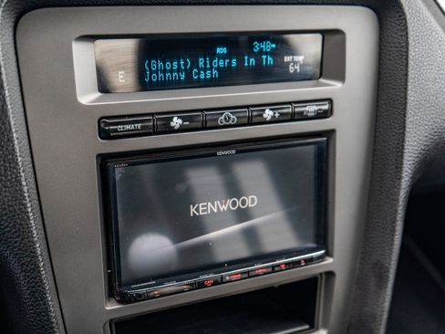 Used 2012 Ford Mustang Shelby GT500 w/ SVT Performance Pkg image 21