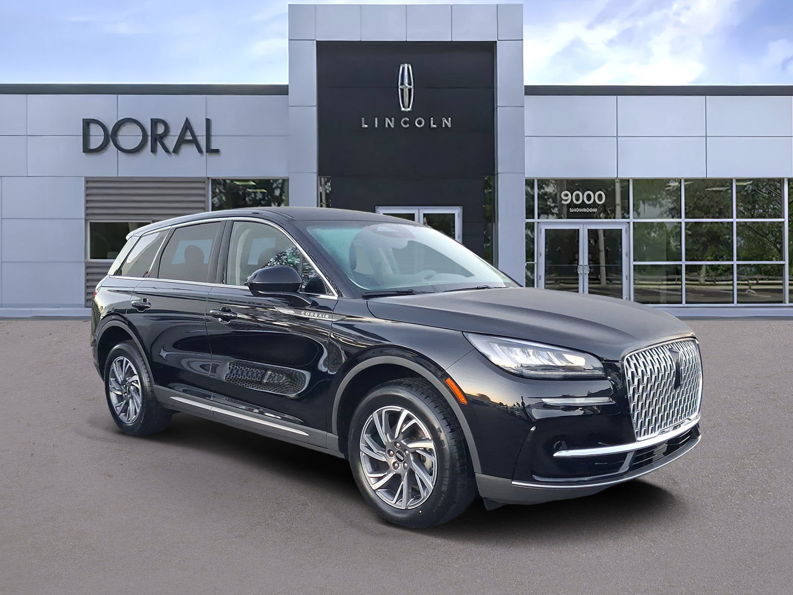 Certified 2023 Lincoln Corsair FWD image 1