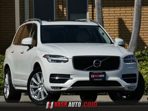 Used 2016 Volvo XC90 T6 Momentum w/ Momentum Plus Package AWD/4WD image 3