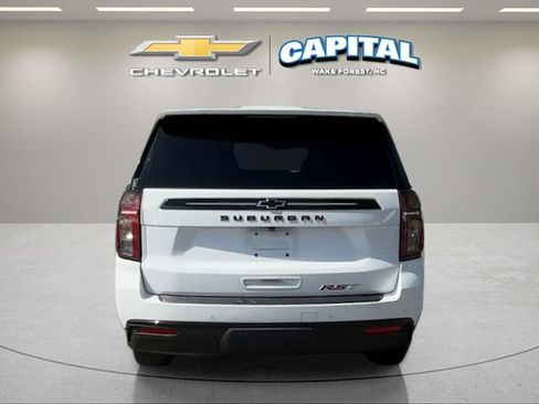 Used 2024 Chevrolet Suburban RST w/ Luxury Package AWD/4WD image 4