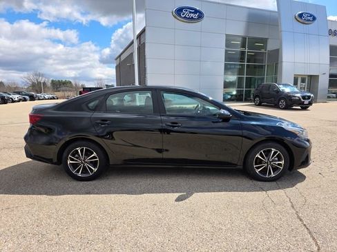 Used 2024 Kia Forte LXS image 20