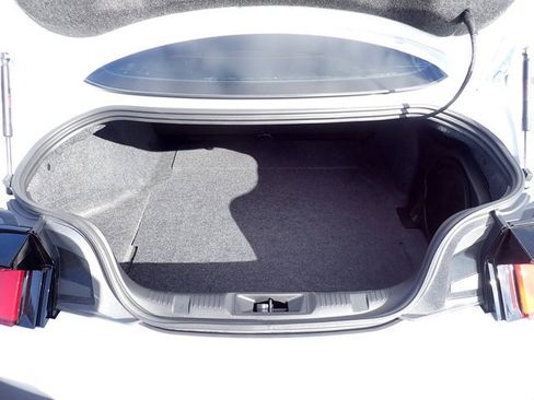 Used 2025 Ford Mustang Premium image 7