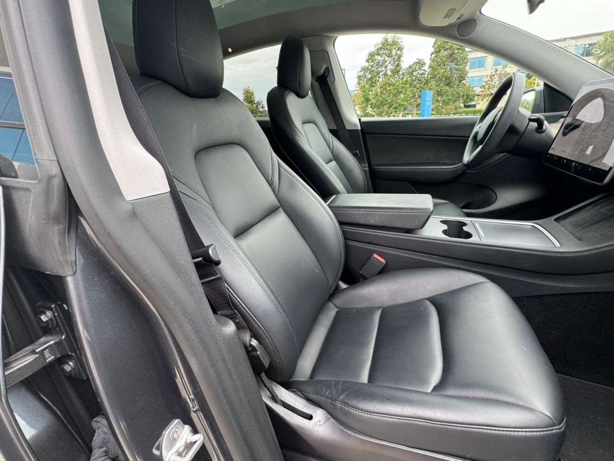 Used 2023 Tesla Model Y Long Range AWD/4WD image 16