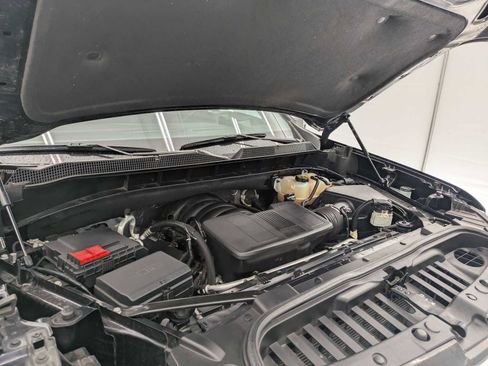 Used 2022 Chevrolet Silverado 1500 High Country w/ High Country Premium Package AWD/4WD image 16