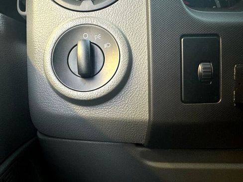 Used 2011 Ford E-150 and Econoline 150 w/ Commercial Cargo Van Pkg image 10