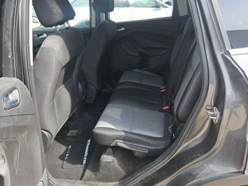 Used 2017 Ford Escape SE w/ SE Cold Weather Package image 12