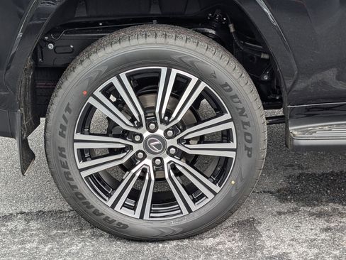 New 2026 Lexus LX 600 4WD w/ Luxury Package image 6