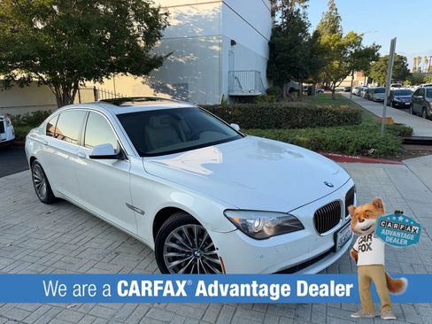 Used 2011 BMW 750Li image 1