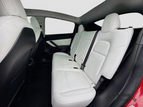 Used 2021 Tesla Model Y Performance AWD/4WD image 27