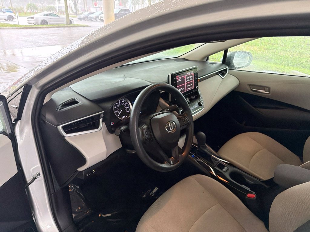 Used 2021 Toyota Corolla LE w/ Carpet Mat Package (TMS) FWD image 7