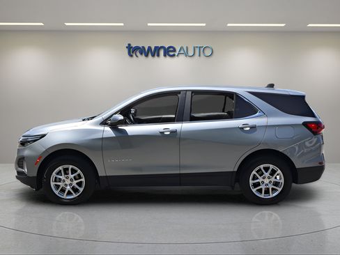 Used 2024 Chevrolet Equinox LT w/ LPO, Floor Liner Package AWD/4WD image 2
