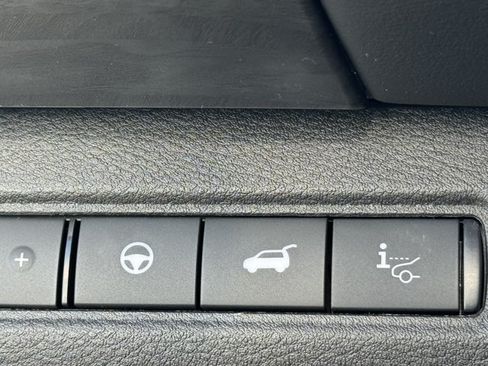 New 2026 Nissan Pathfinder Platinum AWD/4WD image 8